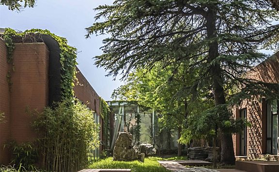 有机更新 | 新华1949文化金融与创新产业园环境形象提升设计 / “李思远”设计师个人