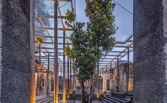 废墟式保护，通德公祠 / 篆山营造