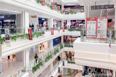 西安首家城市奥莱——静安荟生活奥莱终于在本月开业了