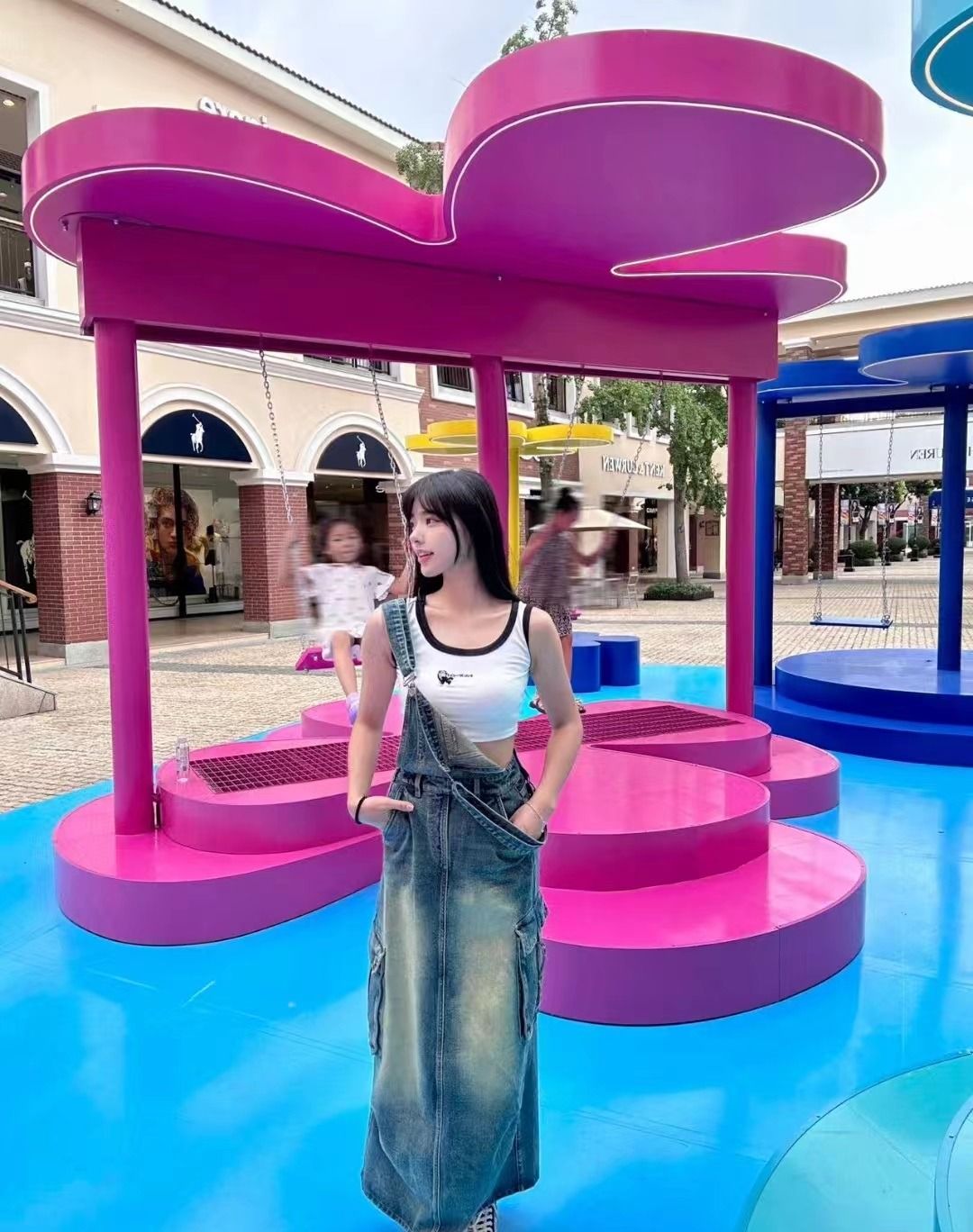 成都时代奥特莱斯夏日浪浪派对